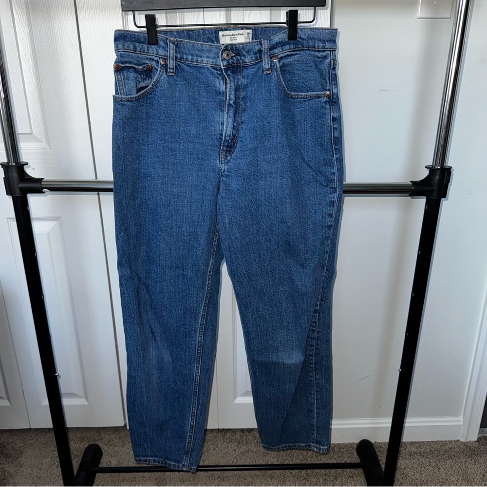 Abercrombie & Fitch Medium Blue The Mom High-Rise Jeans - Size 29/8